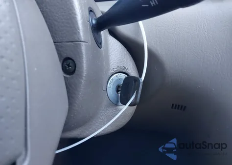 2003 Toyota Corolla Le z USA, uszkodzony, nr VIN 1NXBR32E73Z039721